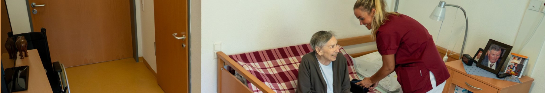 Bild zum Thema: Pflegefachkraft für den ambulanten Dienst (m/w/d)